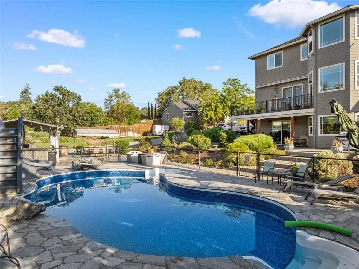 5153 Old Stage Road, Central Point, OR 97502 - #1