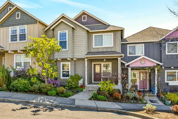 512 Fair Oaks Avenue, Ashland, OR 97520