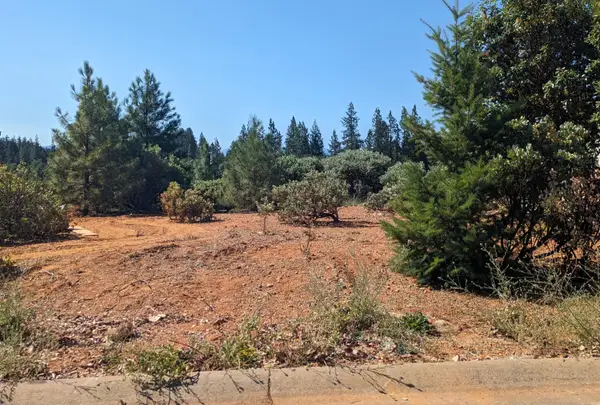 344 Cedar Ridge Drive, Cave Junction, OR 97523