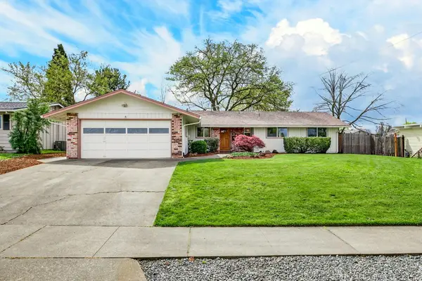 1680 Brookhurst Street, Medford, OR 97504