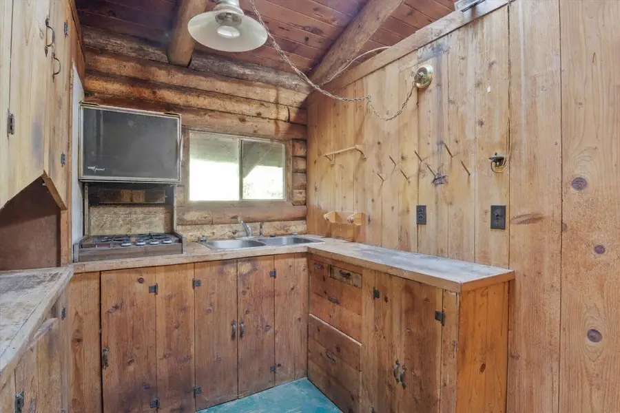 509 Marble Mountain Road, Grants Pass, OR 97527 - #2