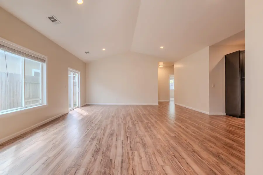 855 Tannin Drive, Medford, OR 97501 - #3