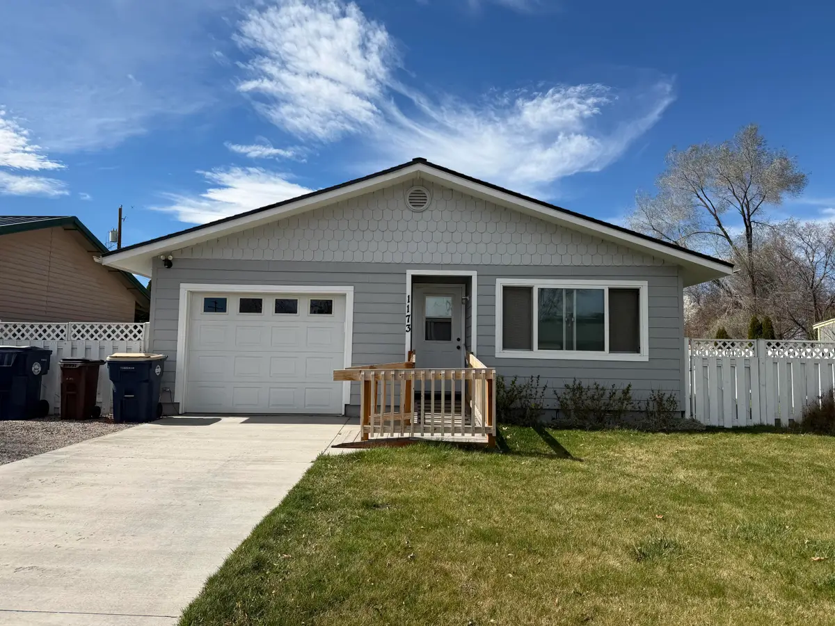 1173 NW 8th Street, Redmond, OR 97756 - #1