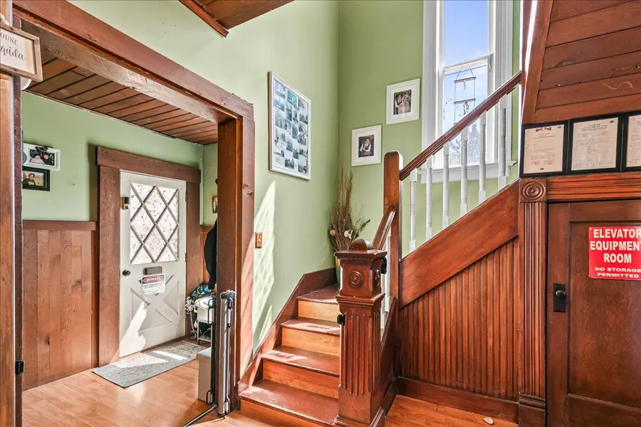 1984 Brookhurst Street, Medford, OR 97504 - #3