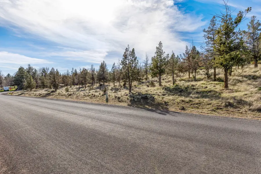 SW Roberta Drive, Madras, OR 97741 - #2