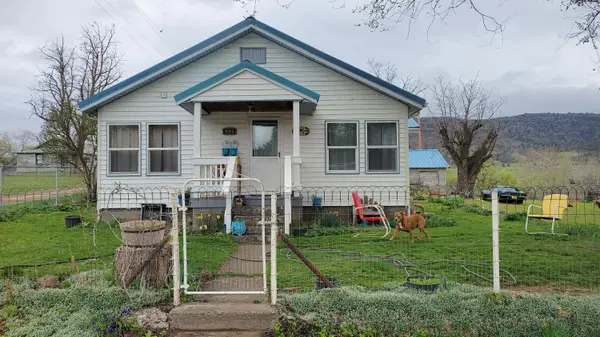 298 Main Street, Monument, OR 97864