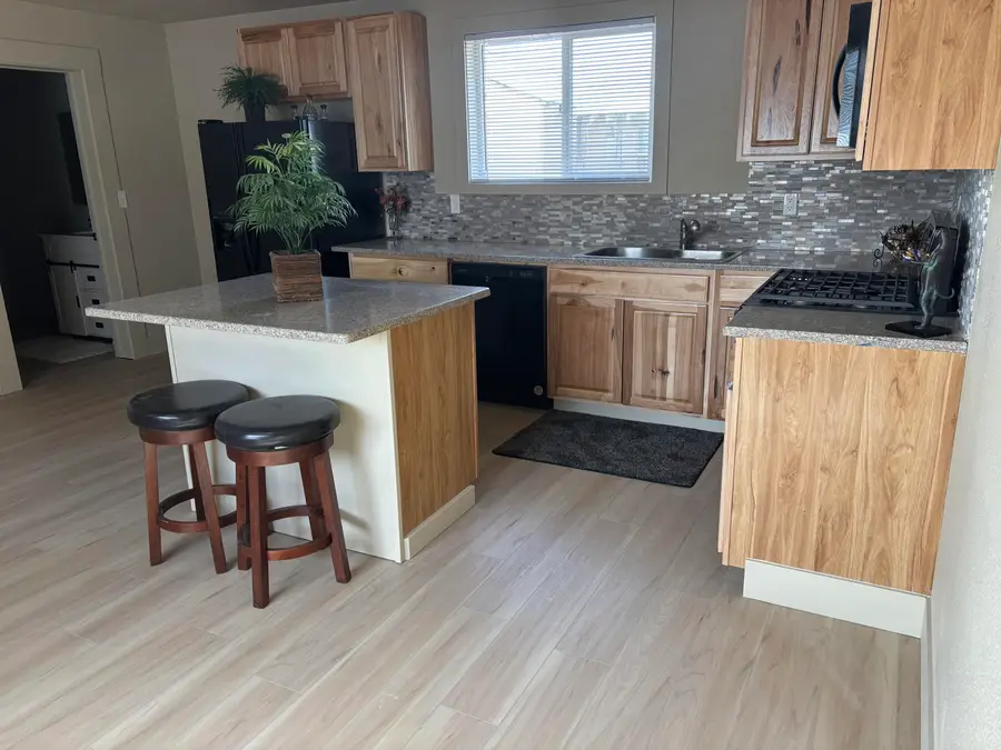 949 NW Madras Highway, Prineville, OR 97754 - #2