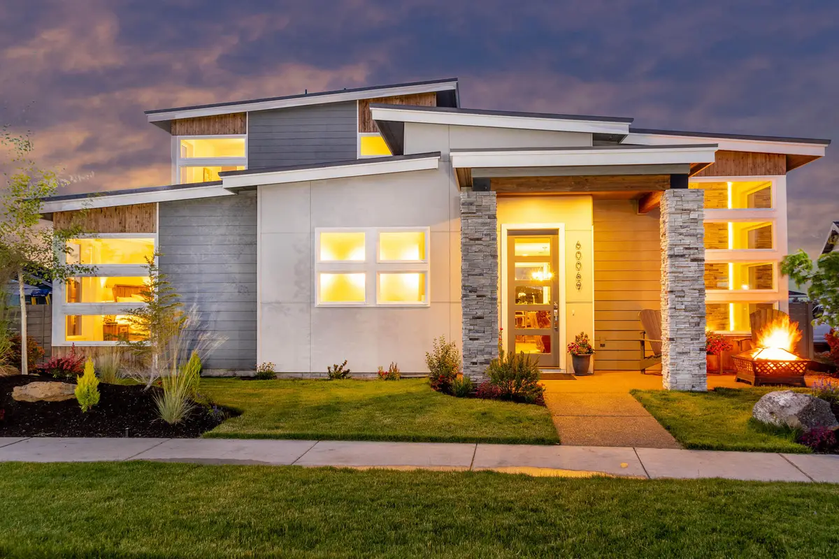 60069 SE Ruby Peak Loop, Bend, OR 97702 - #1