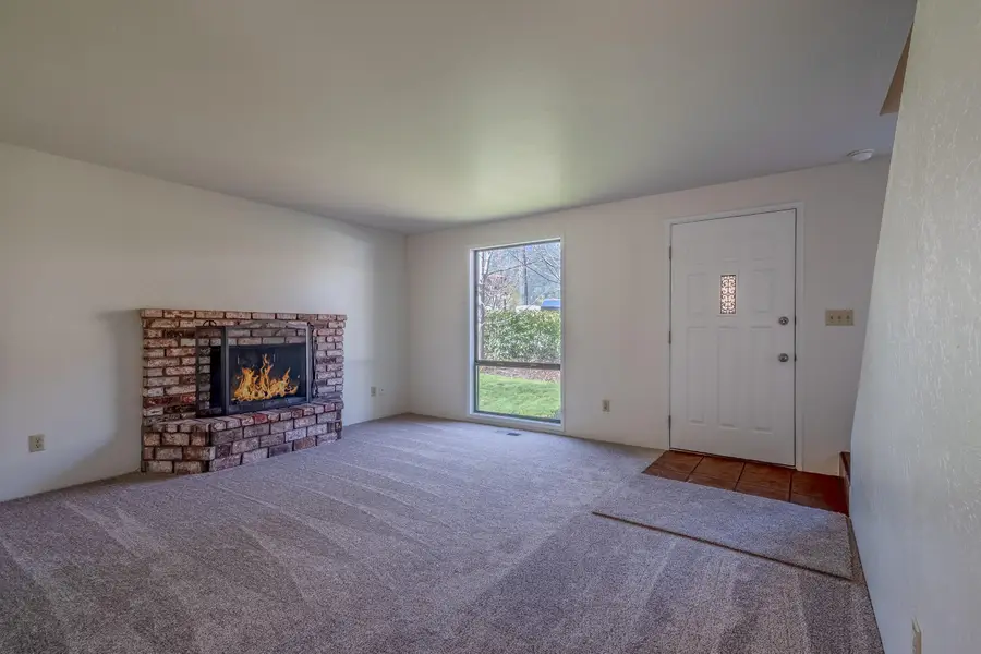 153 E Hersey Street, Ashland, OR 97520 - #3