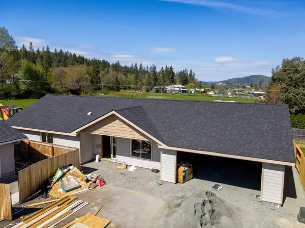 2728 Denton Trail, Grants Pass, OR 97527