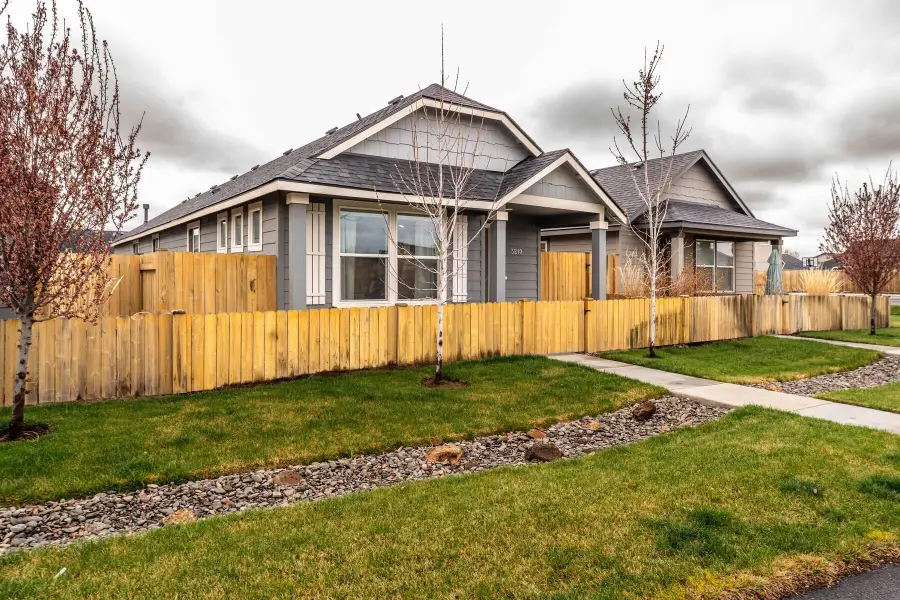 3210 NW 10th Street, Redmond, OR 97756 - #3