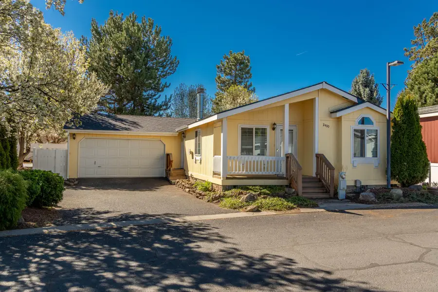 2400 SW Phlox Pond Drive, Redmond, OR 97756 - #2