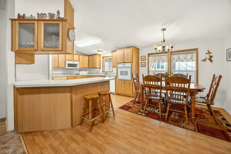 6850 Downing Road #SPC 71, Central Point, OR 97502 - #3