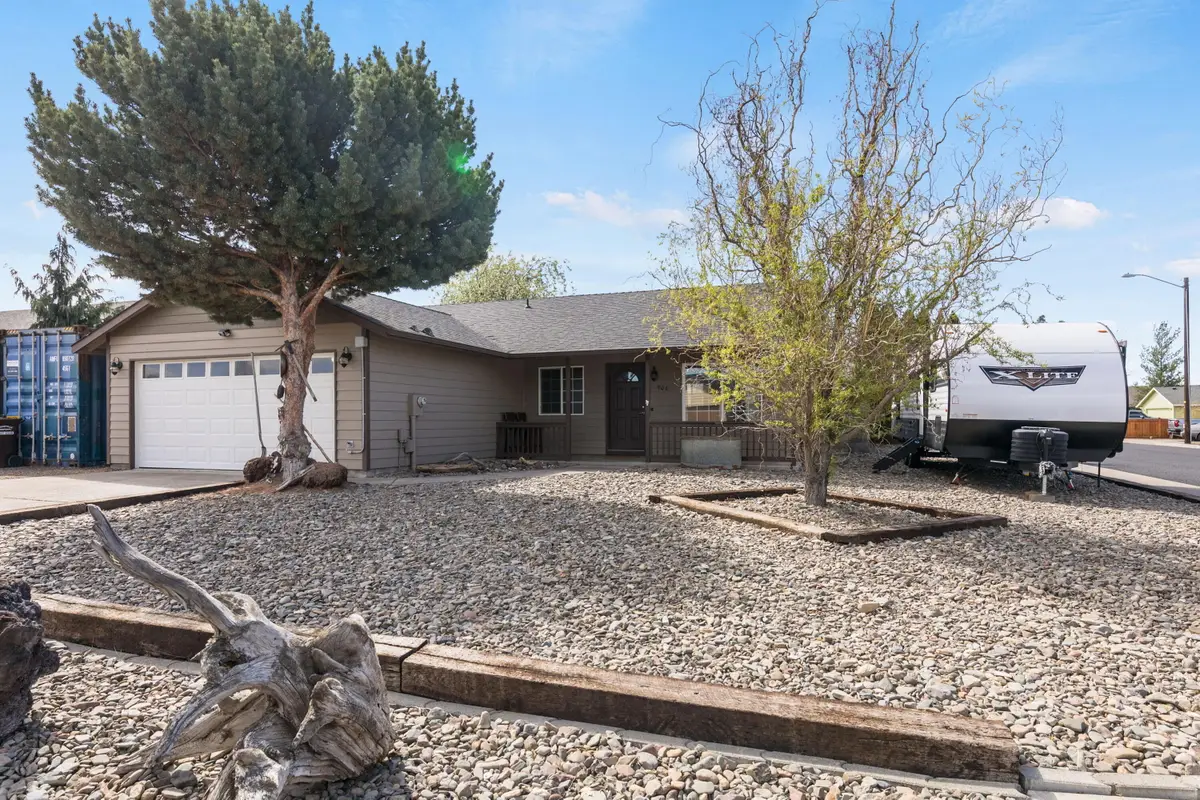 906 NE Mahogany Street, Prineville, OR 97754 - #1