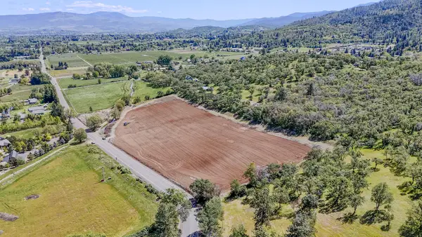 Bellinger Lane, Medford, OR 97501
