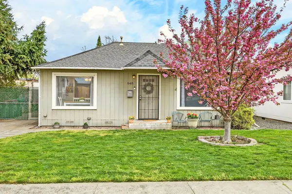 948 Murray Avenue, Medford, OR 97501