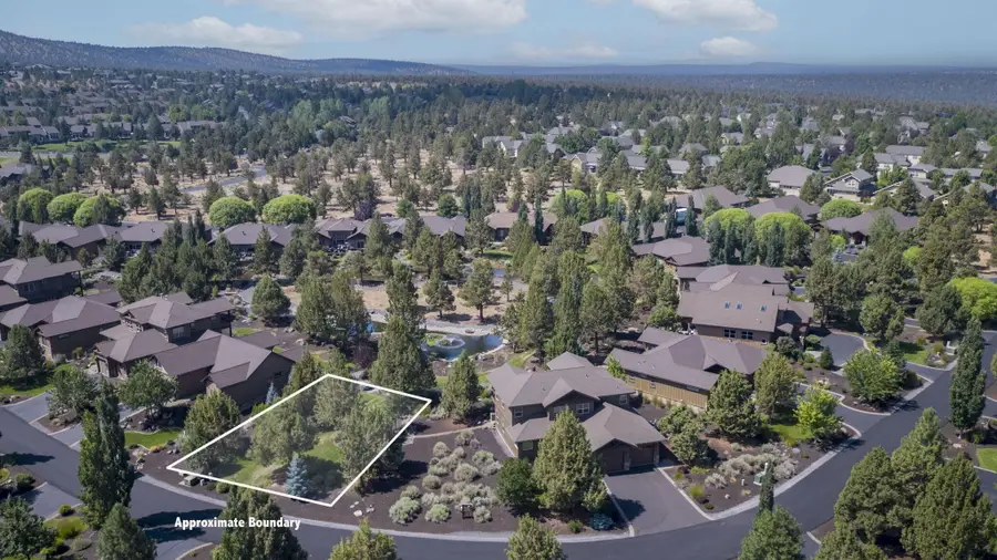 285 Vista Rim Drive, Redmond, OR 97756 - #2