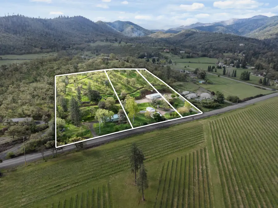 2373 Pioneer Road, Talent, OR 97540 - #2