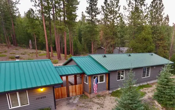 141469 Red Cone Drive, Crescent Lake, OR 97733