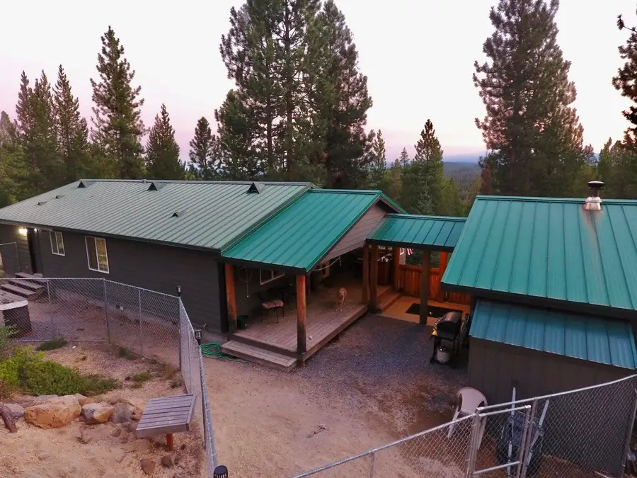 141469 Red Cone Drive, Crescent Lake, OR 97733 - #2