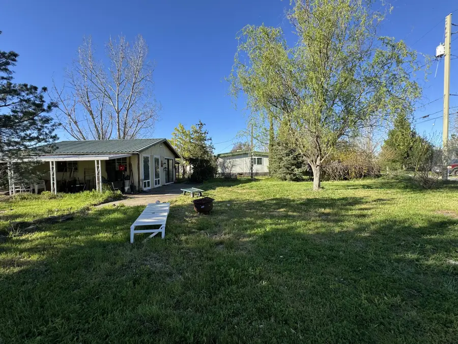 6009 Harris Road, Central Point, OR 97502 - #2