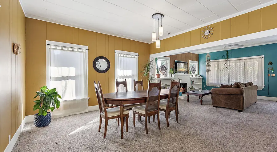 718 W 4th Street, Medford, OR 97501 - #3