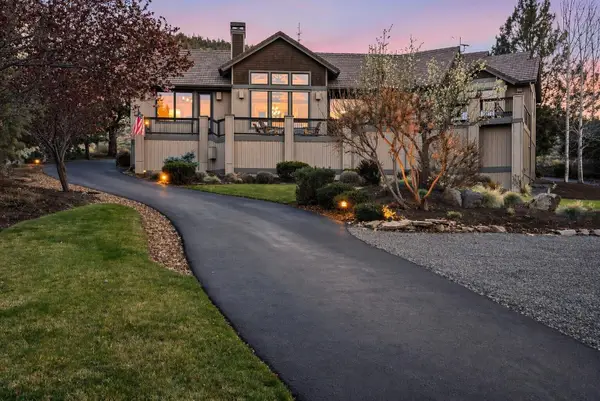 631 Sundance Ridge Court, Redmond, OR 97756