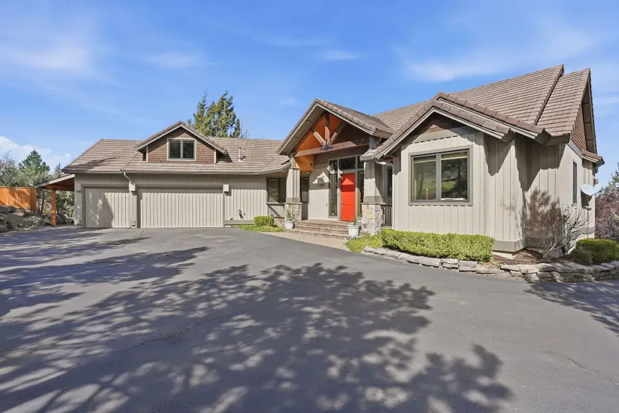 631 Sundance Ridge Court, Redmond, OR 97756 - #3