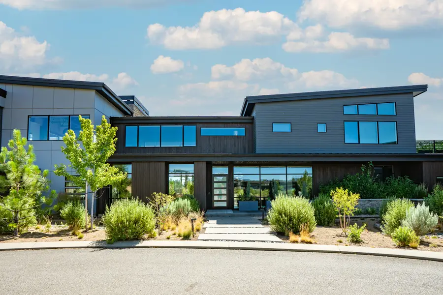 61572 Hardin Martin Court, Bend, OR 97702 - #2