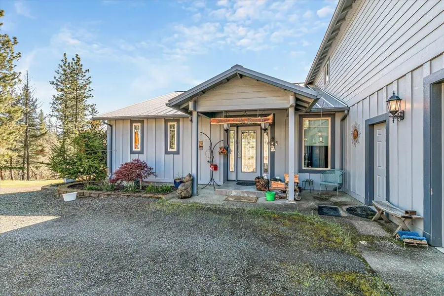 6501 Butte Falls Highway, Eagle Point, OR 97524 - #2