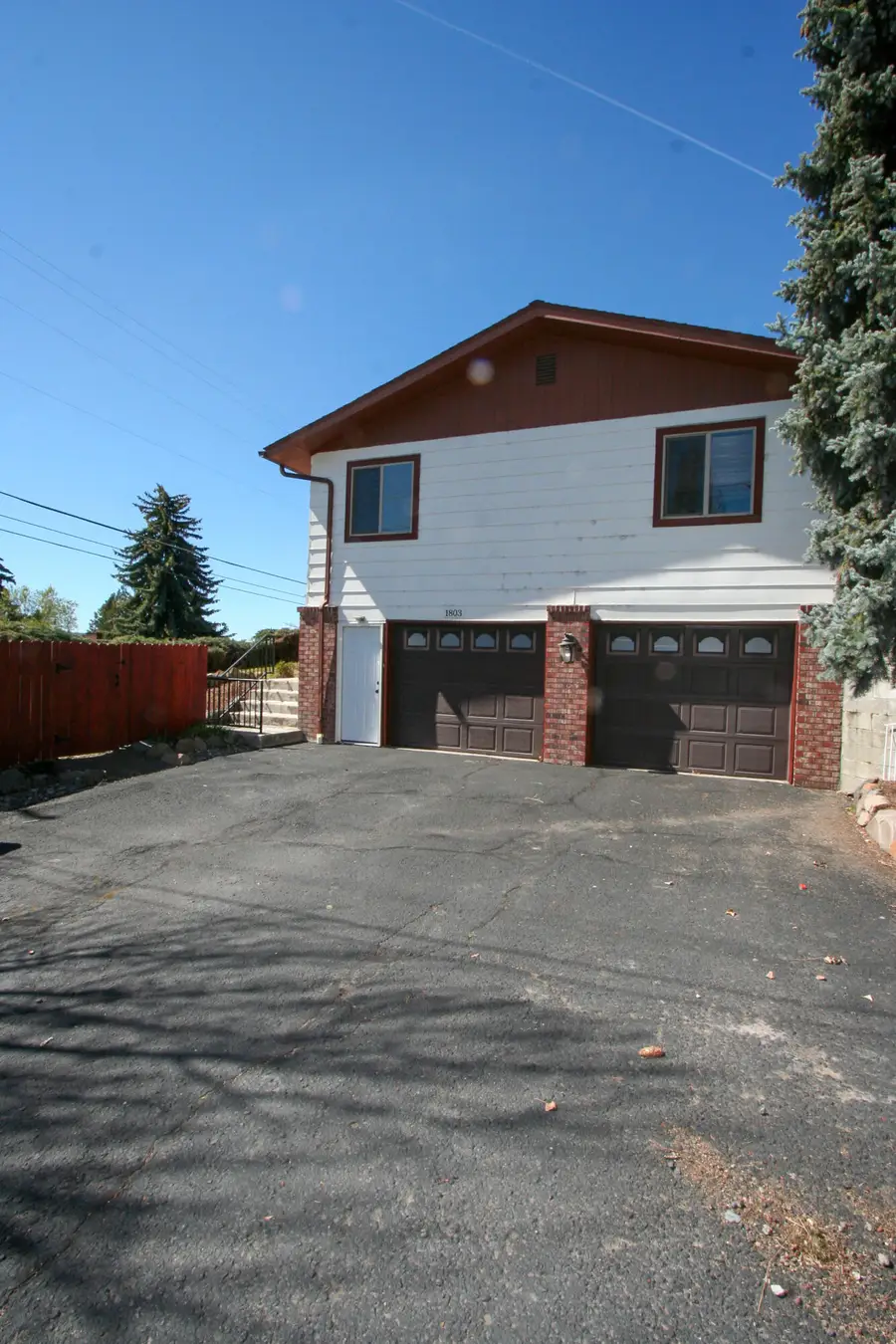 1803 N Eldorado Avenue, Klamath Falls, OR 97601 - #3