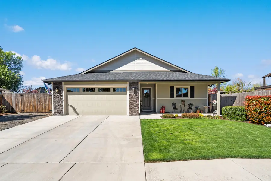 2271 Smokethorn Way, Medford, OR 97504 - #2