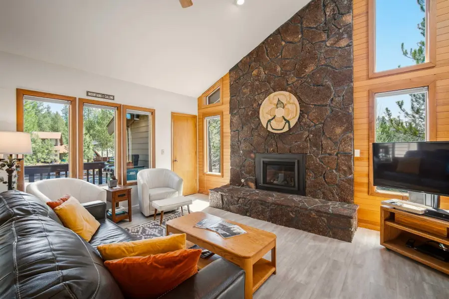 57305 Beaver Ridge Loop #8, Sunriver, OR 97707 - #3