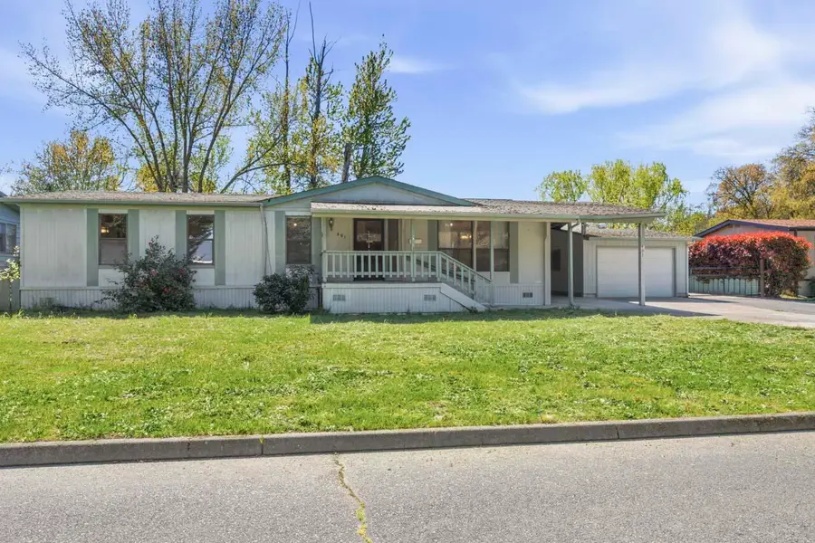 401 Bayard Drive, Grants Pass, OR 97527 - #2