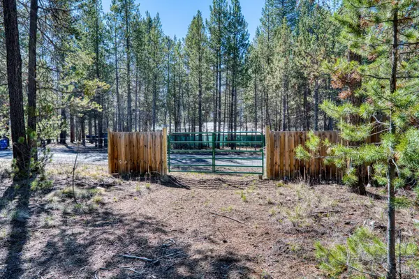 No Situs* Pine Crest Lane #32, La Pine, OR 97739