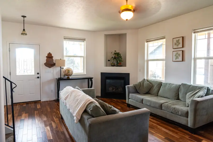 1162 SW Canyon Drive, Redmond, OR 97756 - #3