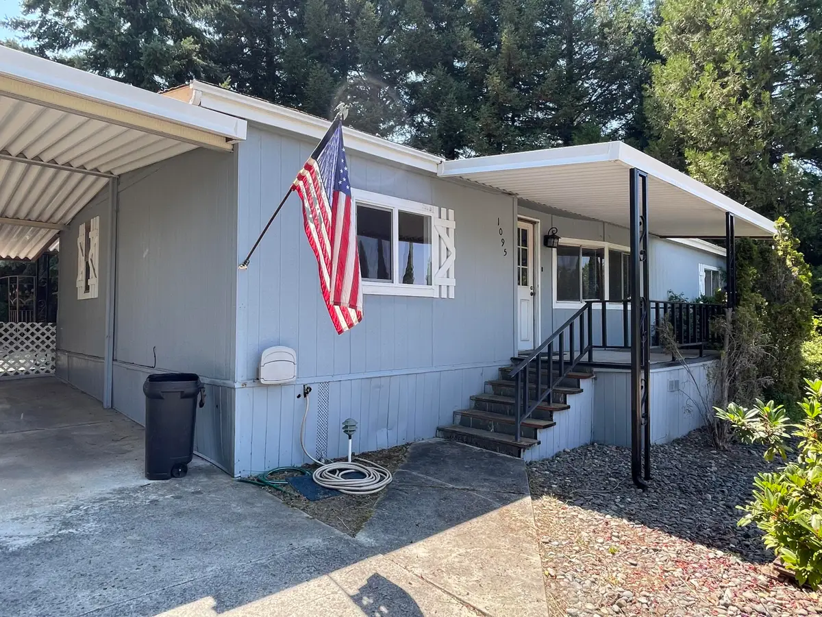 1095 Lee Roze Lane, Grants Pass, OR 97527 - #1