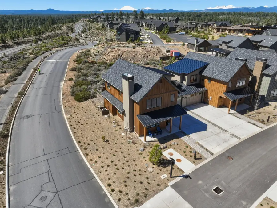 61281 Mcroberts Lane, Bend, OR 97702 - #2