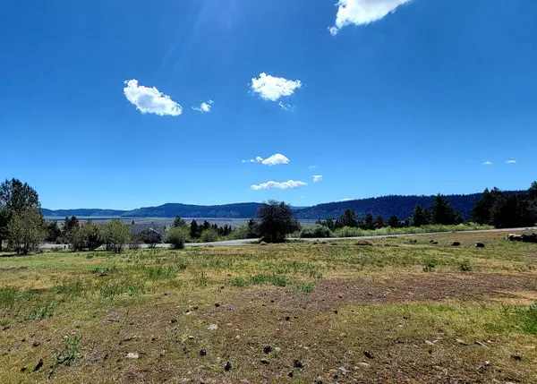 0 Crossbill Drive #Lot 988, Klamath Falls, OR 97601