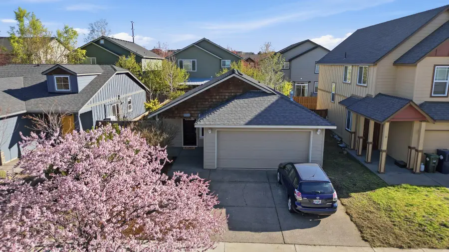 2879 NE Jackdaw Drive, Bend, OR 97701 - #3