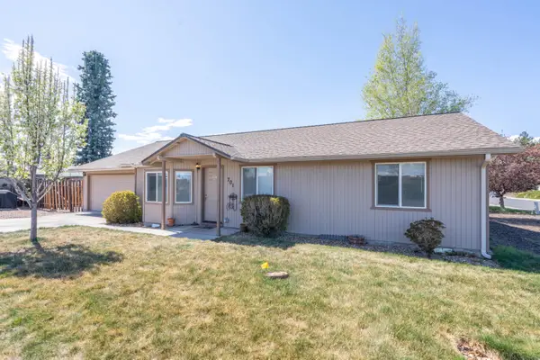 701 SW 23rd Street, Redmond, OR 97756