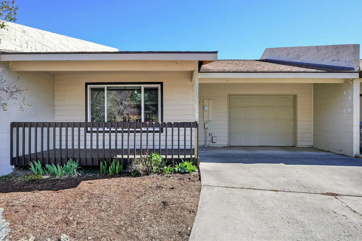 908 SE Stratford Court, Bend, OR 97702 - #1