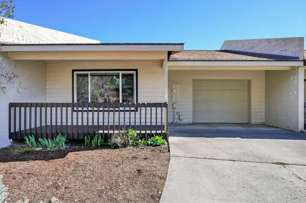 908 SE Stratford Court, Bend, OR 97702