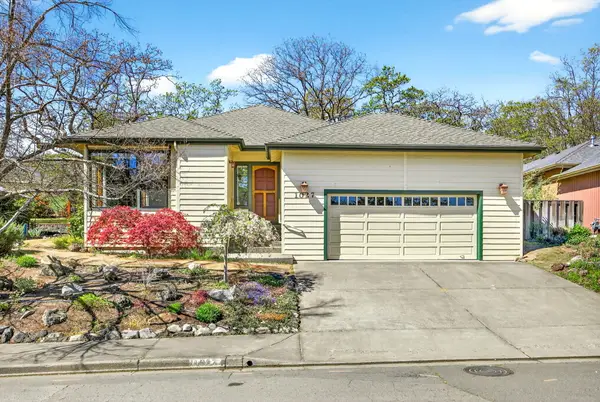 1027 Oak Knoll Drive, Ashland, OR 97520