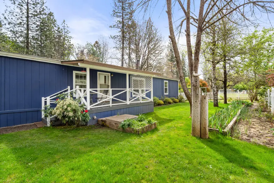 315 Queens Branch Road, Rogue River, OR 97537 - #3