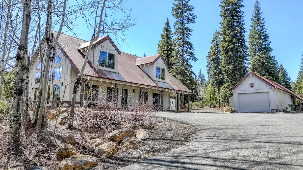 41650 Clover Creek Road, Klamath Falls, OR 97601 - #1