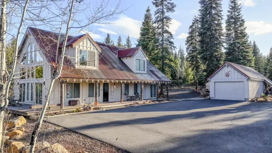 41650 Clover Creek Road, Klamath Falls, OR 97601 - #2