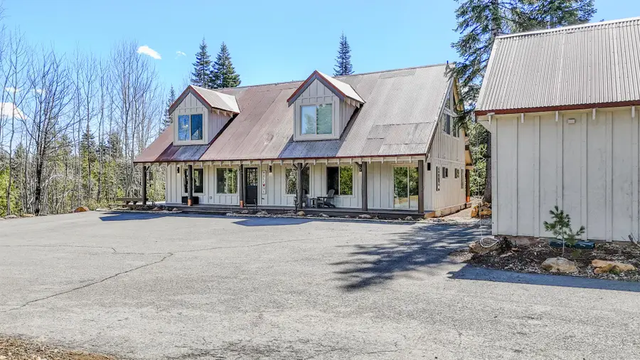 41650 Clover Creek Road, Klamath Falls, OR 97601 - #3