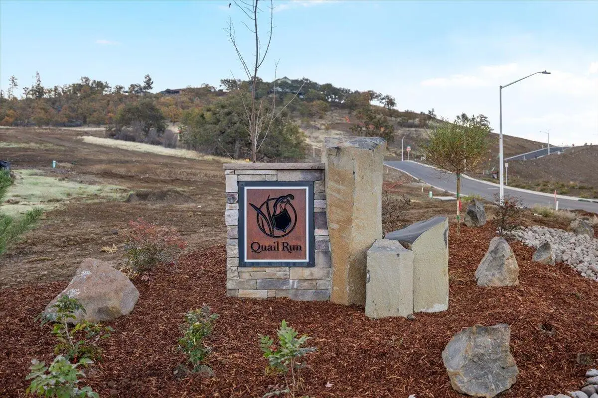 425 Quail Crossing #82, Eagle Point, OR 97524 - #1