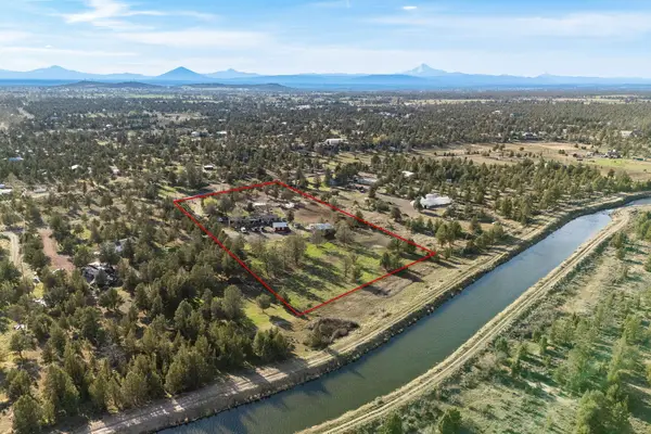 3828 NE 45th Street, Redmond, OR 97756
